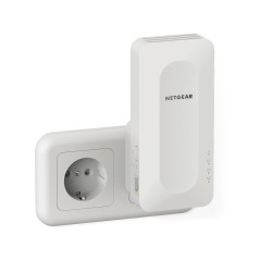 NETGEAR EAX15 WiFi-rækkeviddeforlænger Montebar i væggen